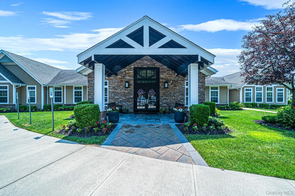 32 Avery Way Blue Point, NY 11772
