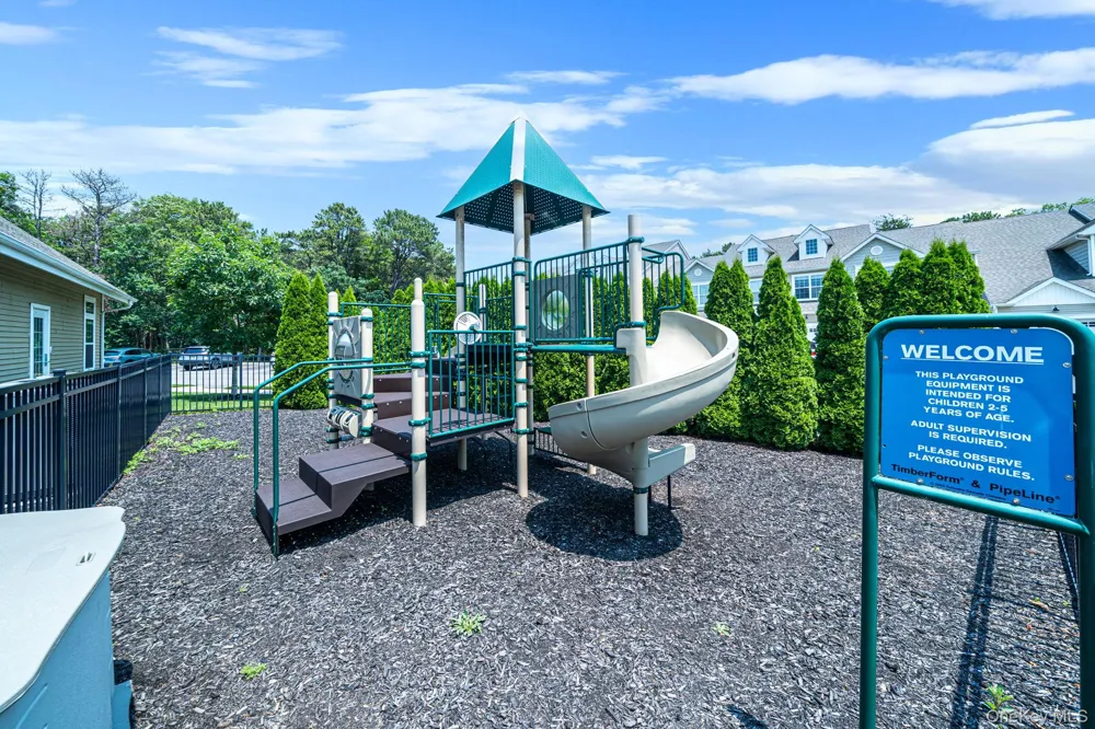 32 Avery Way Blue Point, NY 11772