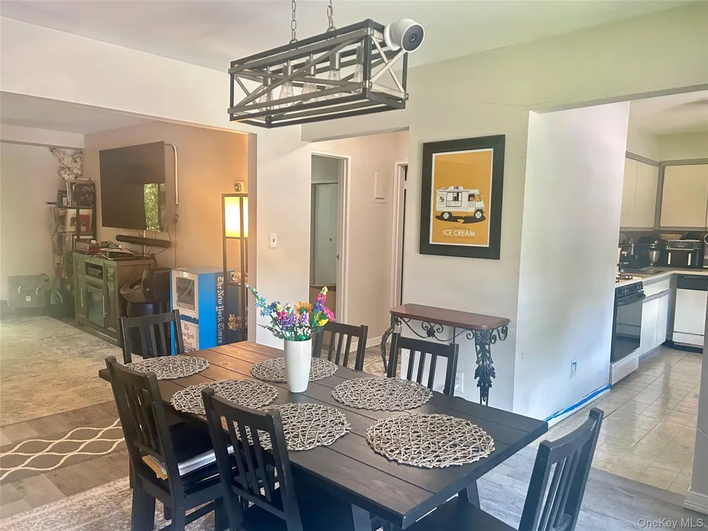 18 Cedar Court #18 Selden, NY 11784