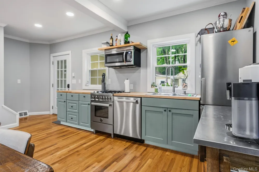 168 Shawangunk Road Middletown, NY 10940