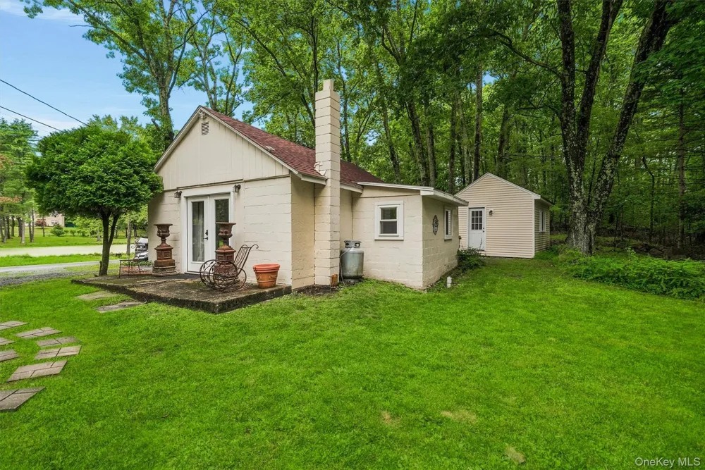 168 Shawangunk Road Middletown, NY 10940