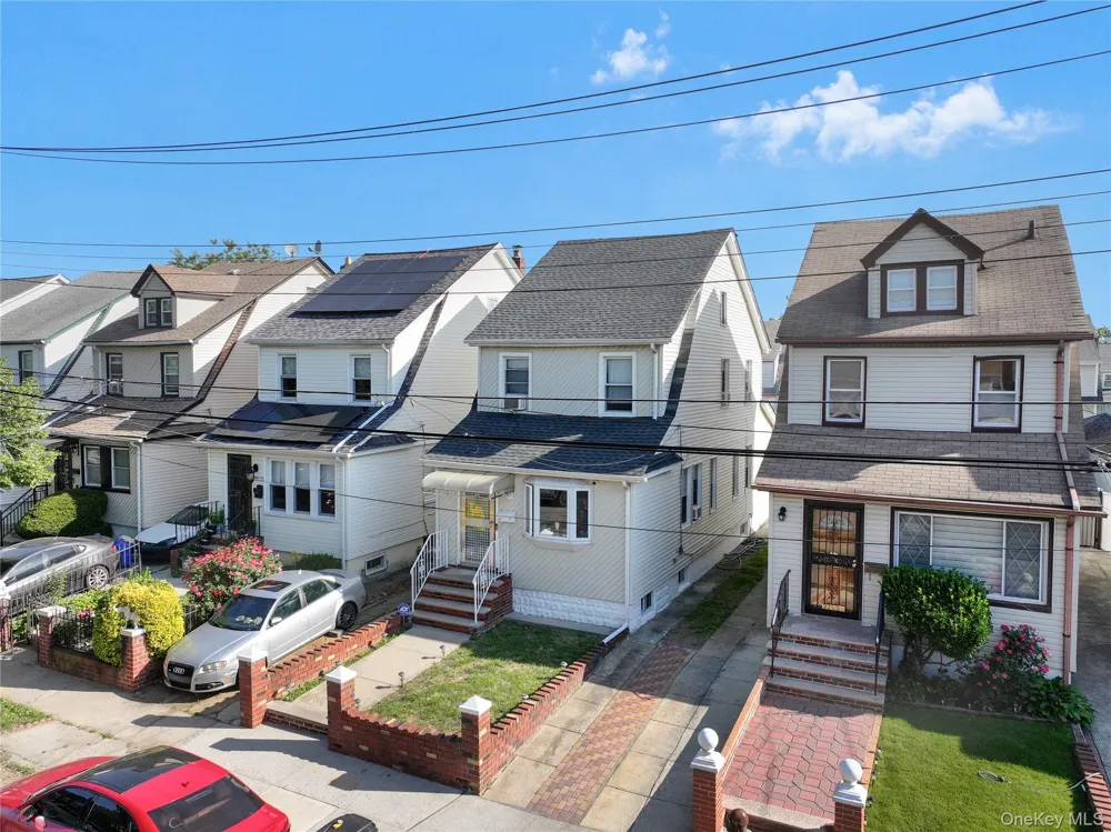 225-25 106th Avenue Queens Village, NY 11429