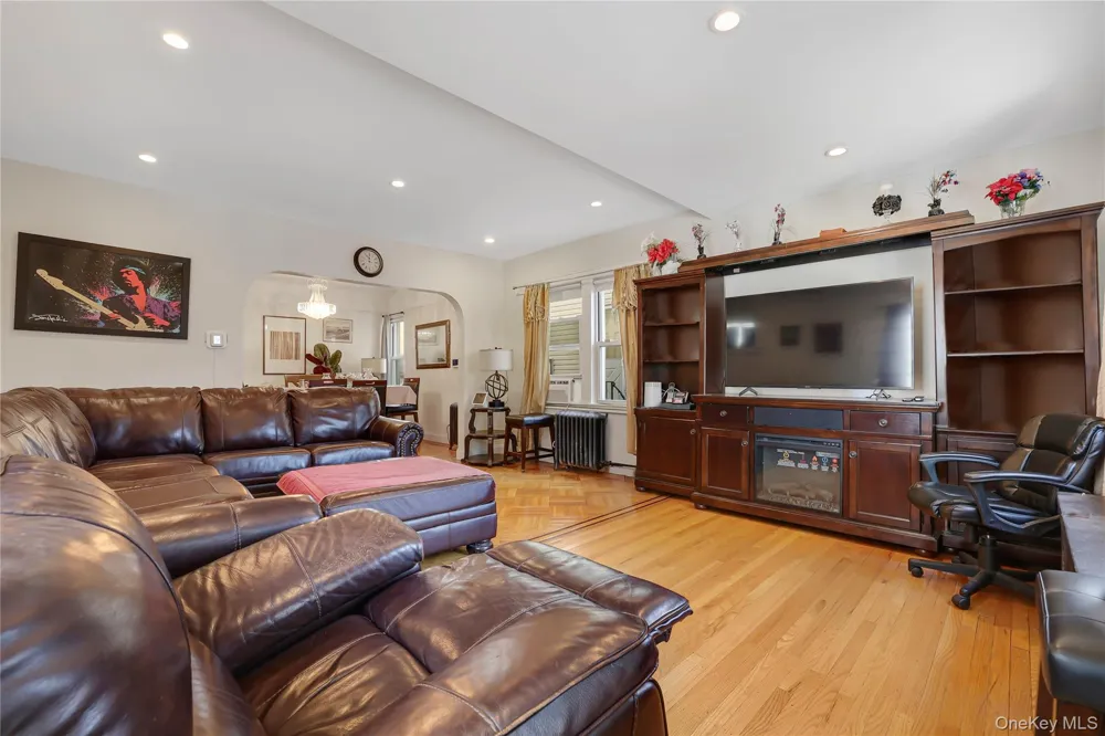 225-25 106th Avenue Queens Village, NY 11429