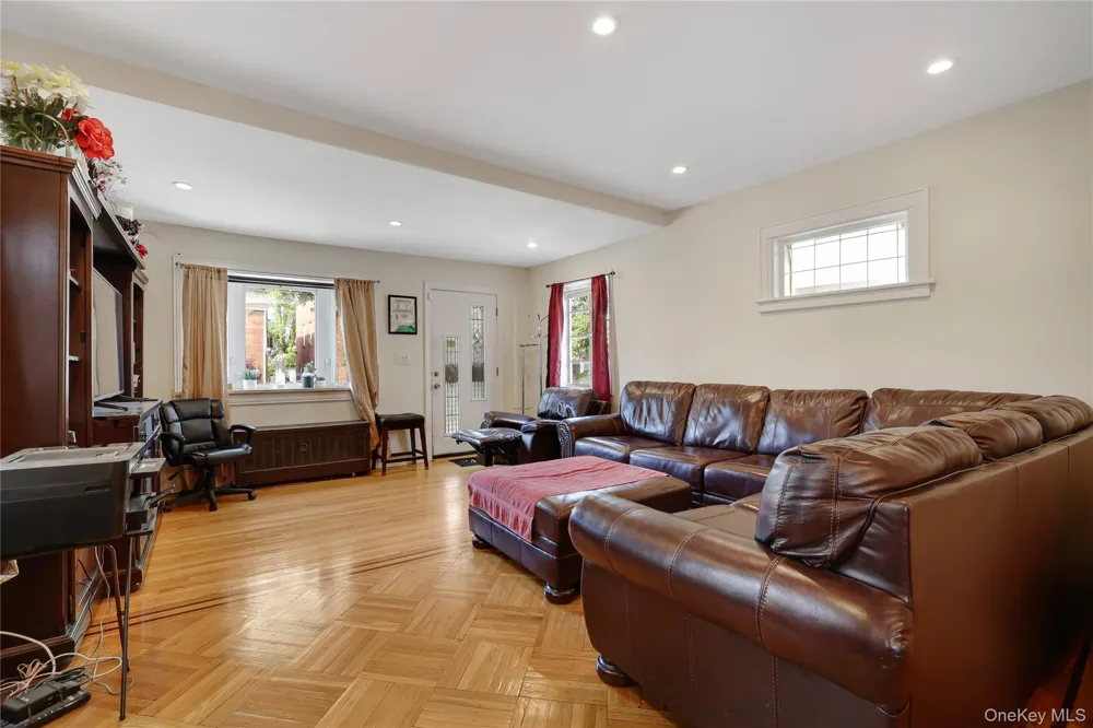 225-25 106th Avenue Queens Village, NY 11429