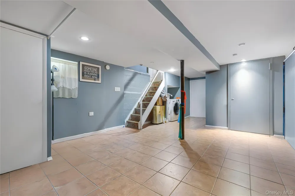 225-25 106th Avenue Queens Village, NY 11429