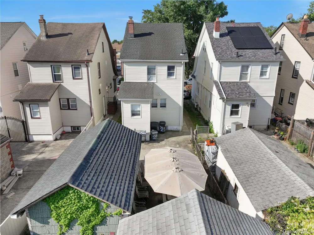 225-25 106th Avenue Queens Village, NY 11429