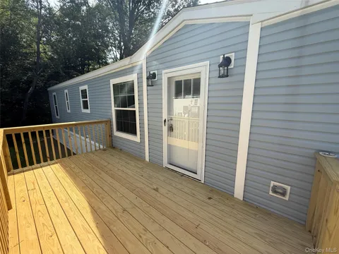 117 Forest Park (aka Hubert St)