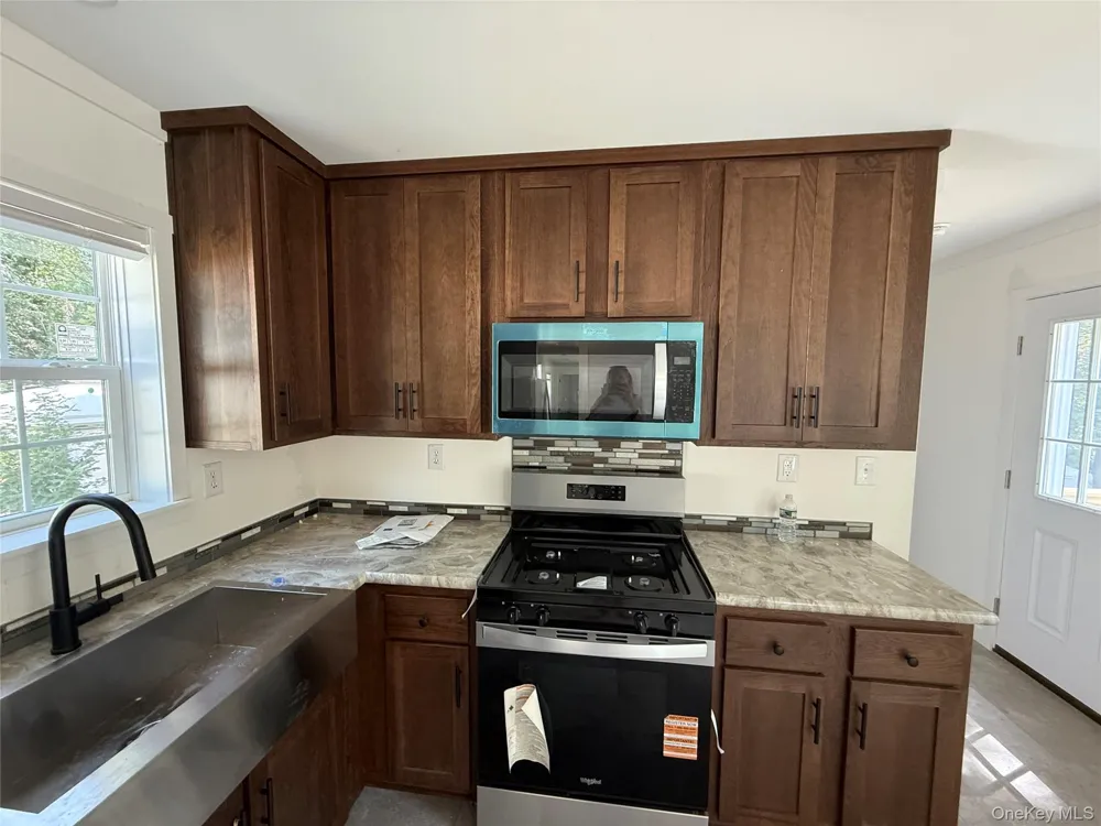 117 Forest Park (aka Hubert St) Wallkill, NY 12589