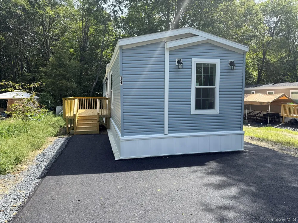 117 Forest Park (aka Hubert St) Wallkill, NY 12589