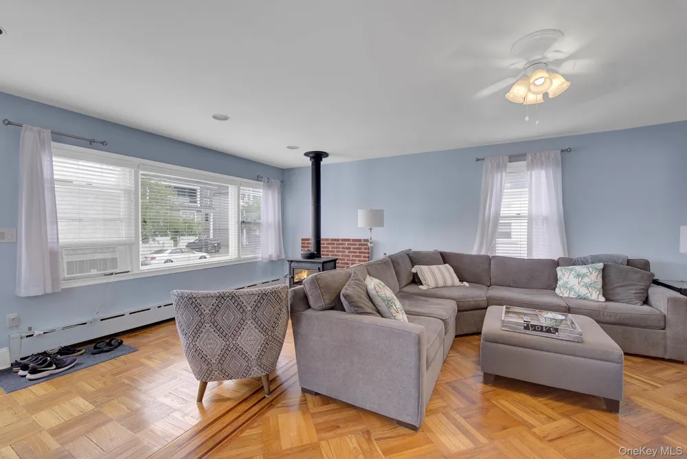 342 E Walnut Street Long Beach, NY 11561