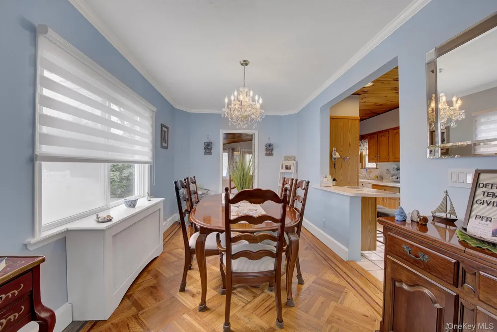 342 E Walnut Street Long Beach, NY 11561