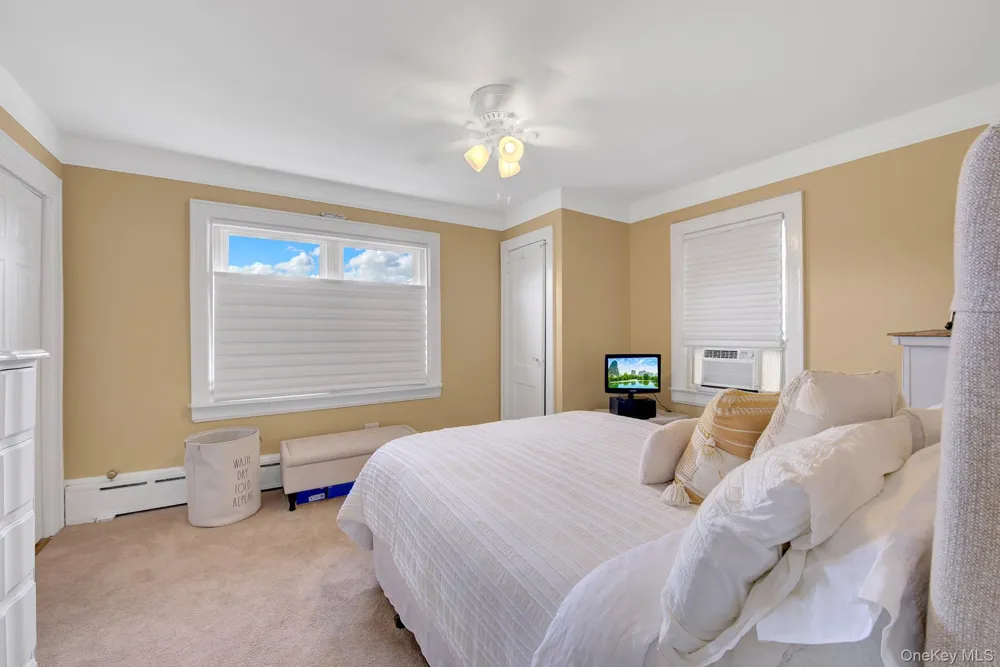 342 E Walnut Street Long Beach, NY 11561