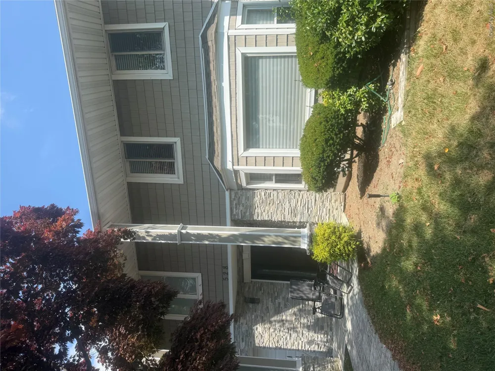 528 Halevy Drive Cedarhurst, NY 11516