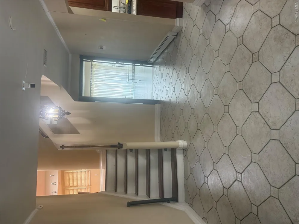 528 Halevy Drive Cedarhurst, NY 11516