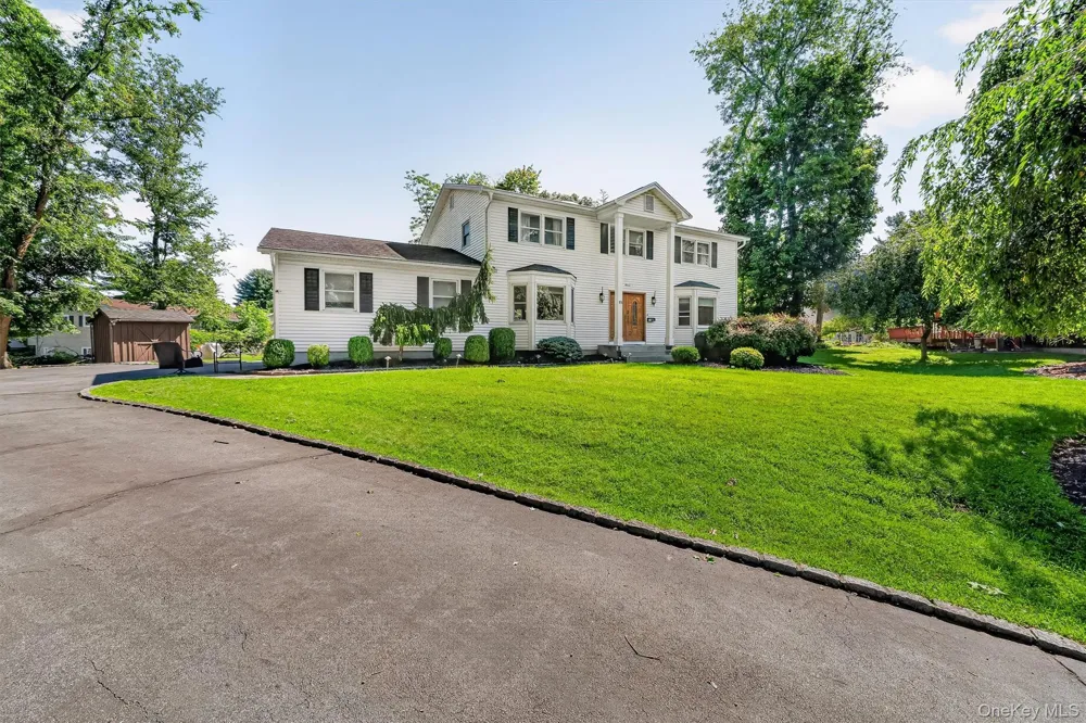 11 Allison Circle Garnerville, NY 10923