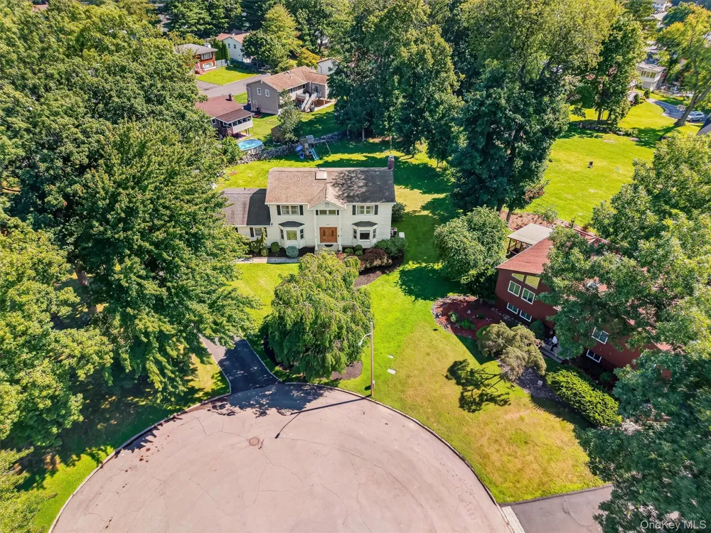 11 Allison Circle Garnerville, NY 10923