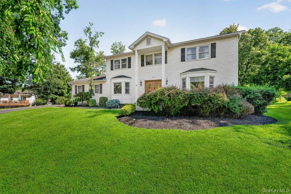 11 Allison Circle Garnerville, NY 10923