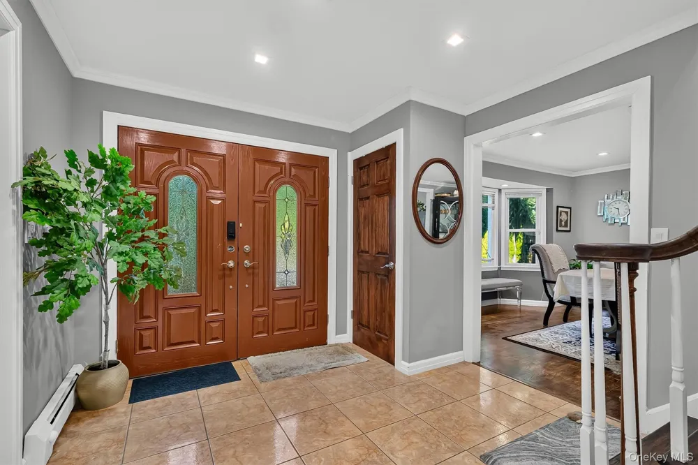 11 Allison Circle Garnerville, NY 10923