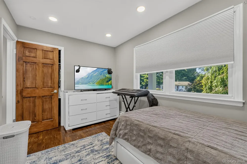 11 Allison Circle Garnerville, NY 10923