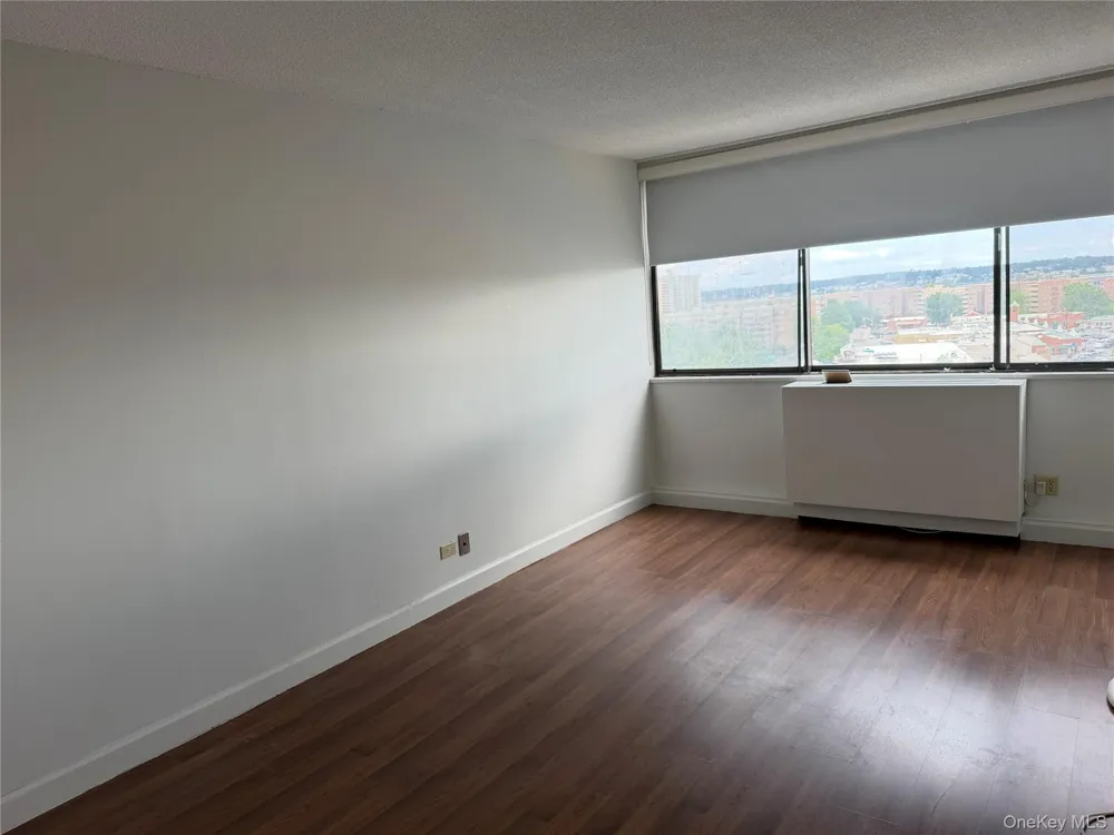 2 BAY CLUB DRIVE #7Y Bayside, NY 11360