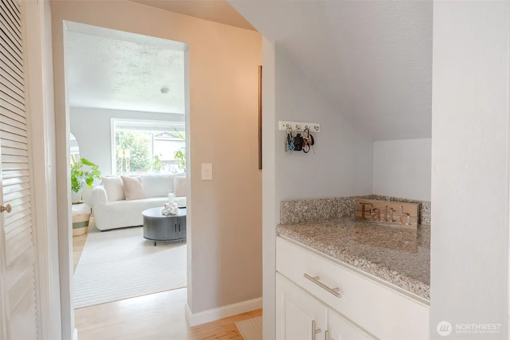 845 3rd Avenue NW Issaquah, WA 98027
