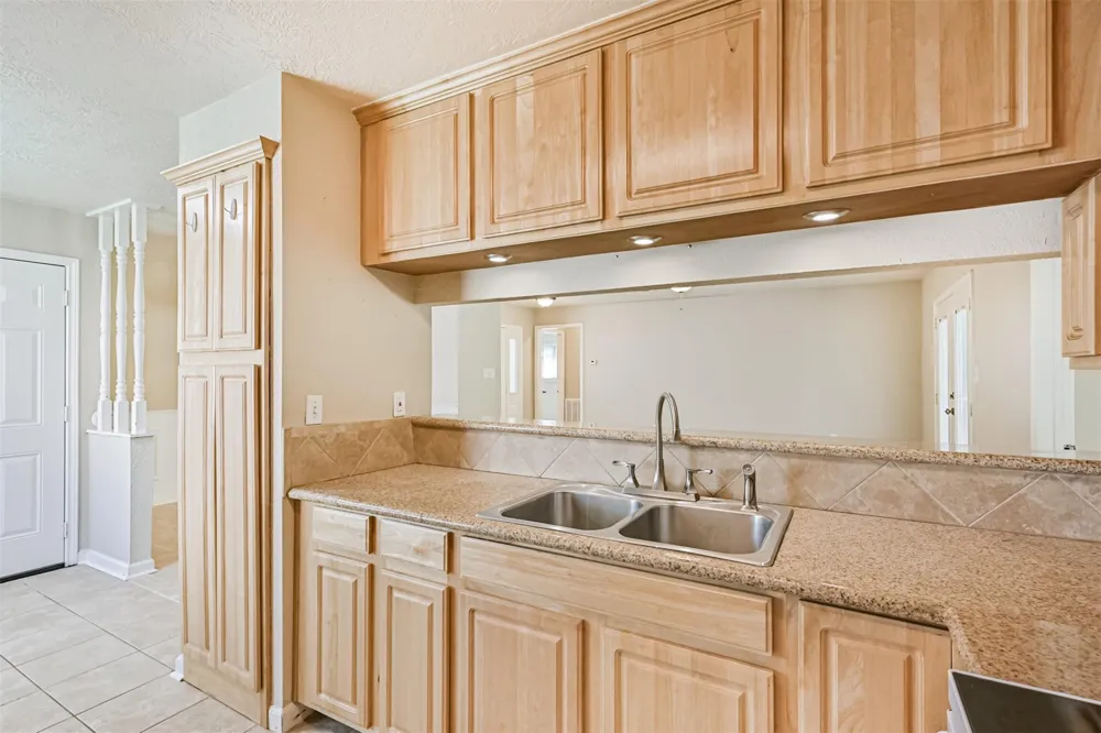 1113 Heron Drive Seabrook, TX 77586