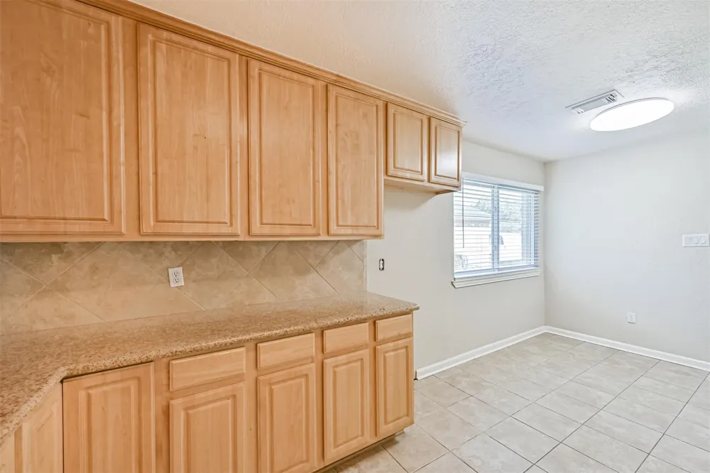 1113 Heron Drive Seabrook, TX 77586