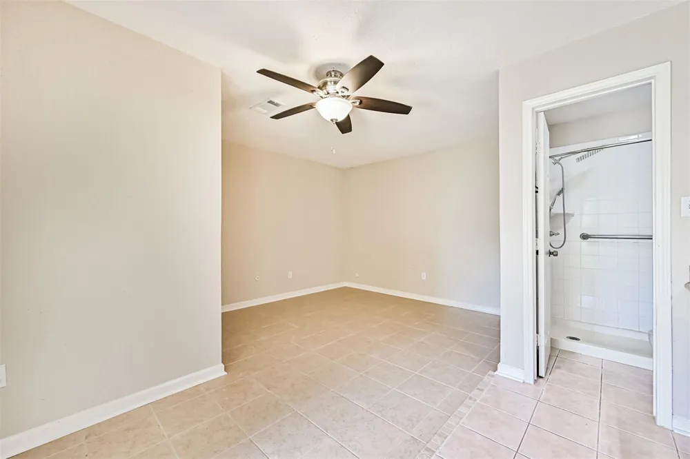 1113 Heron Drive Seabrook, TX 77586