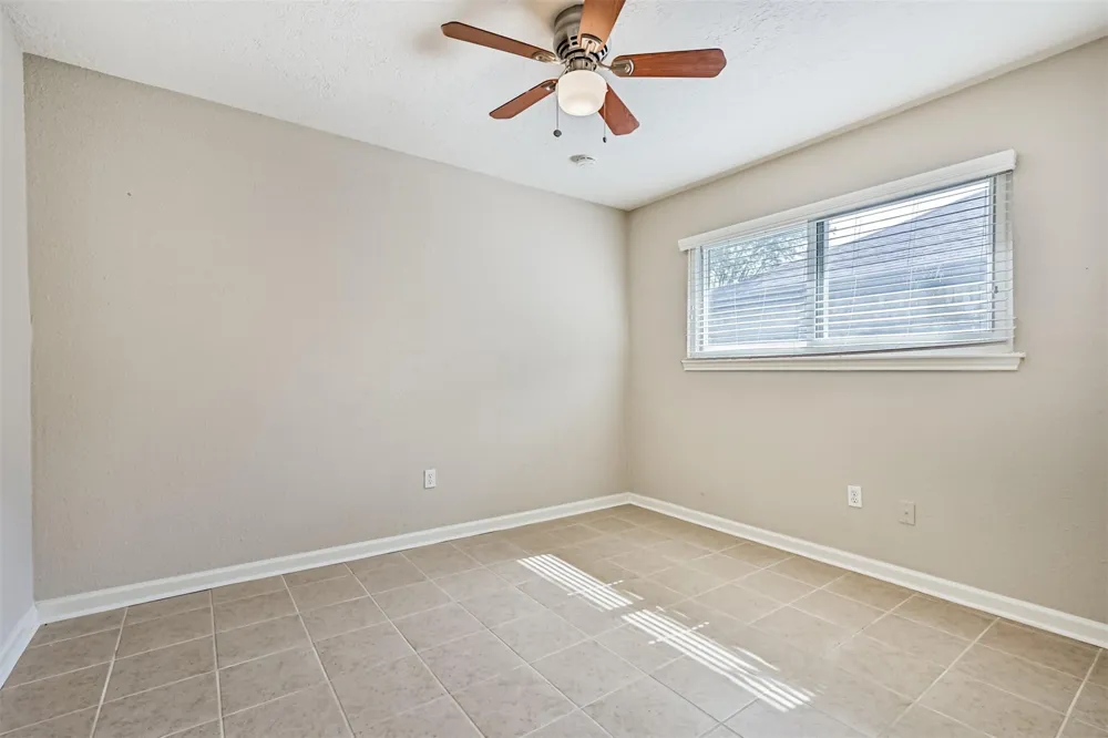 1113 Heron Drive Seabrook, TX 77586