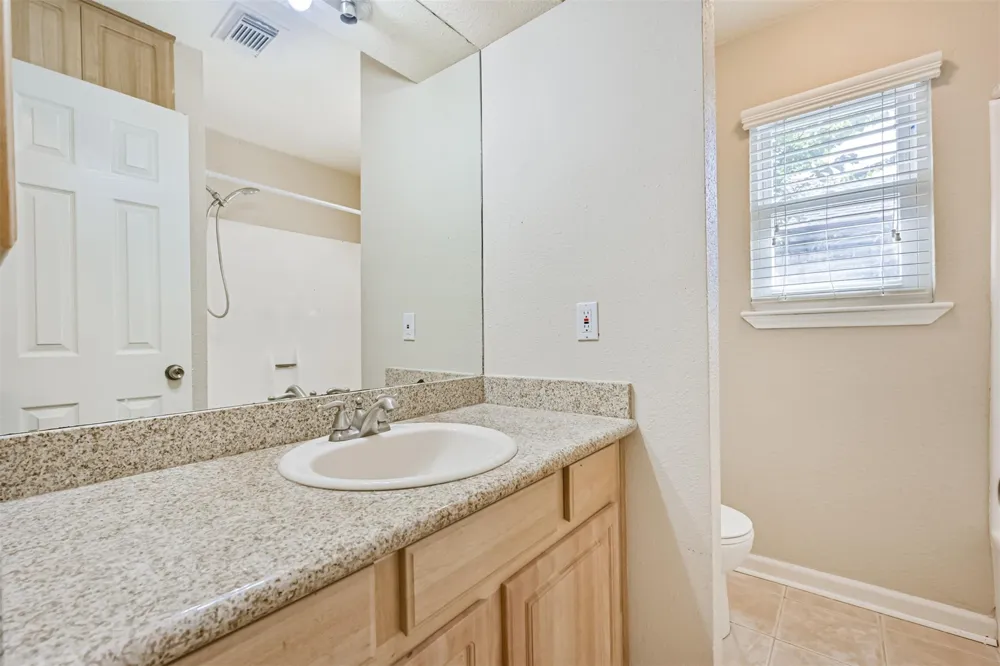 1113 Heron Drive Seabrook, TX 77586