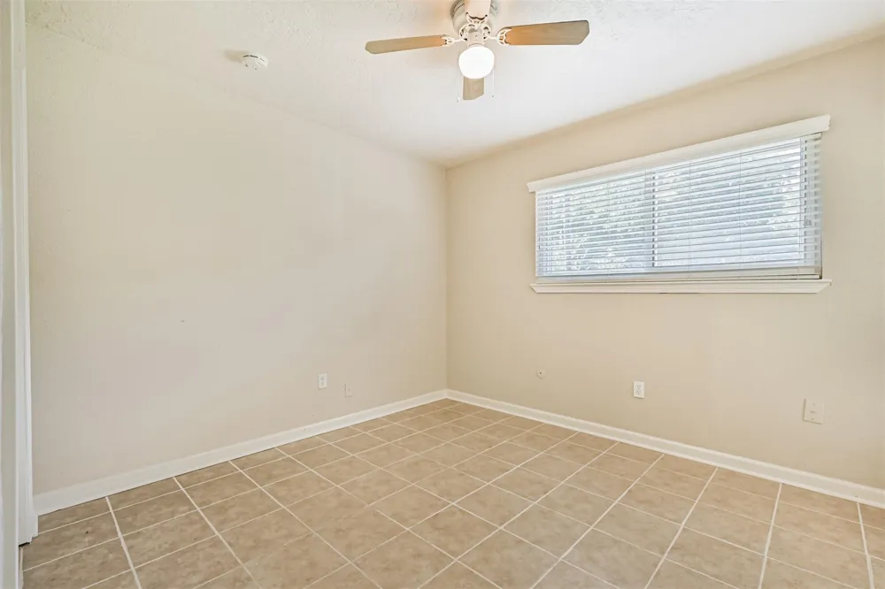 1113 Heron Drive Seabrook, TX 77586