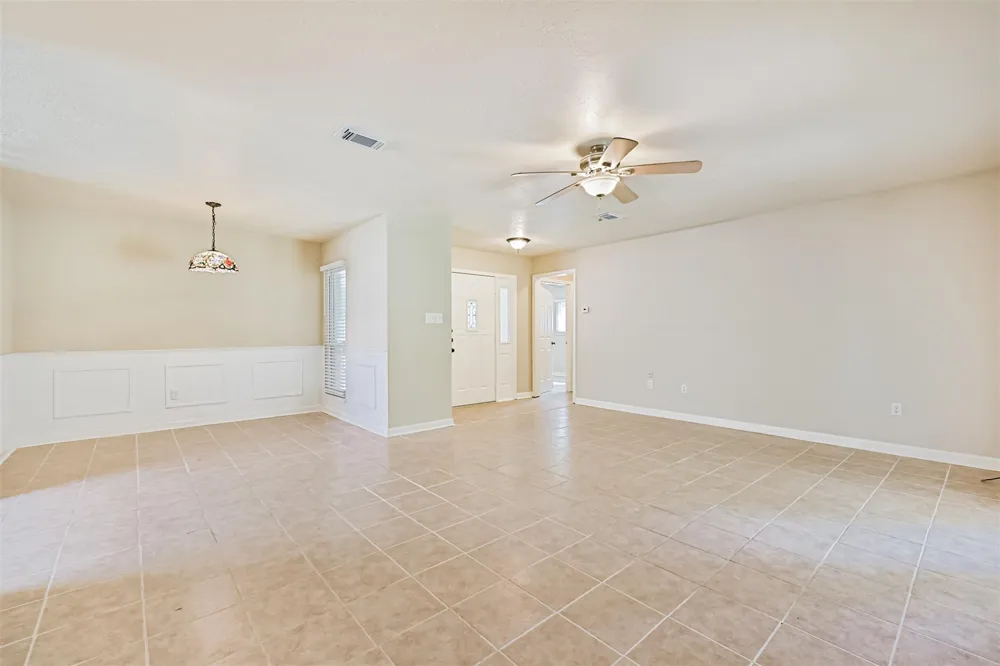 1113 Heron Drive Seabrook, TX 77586