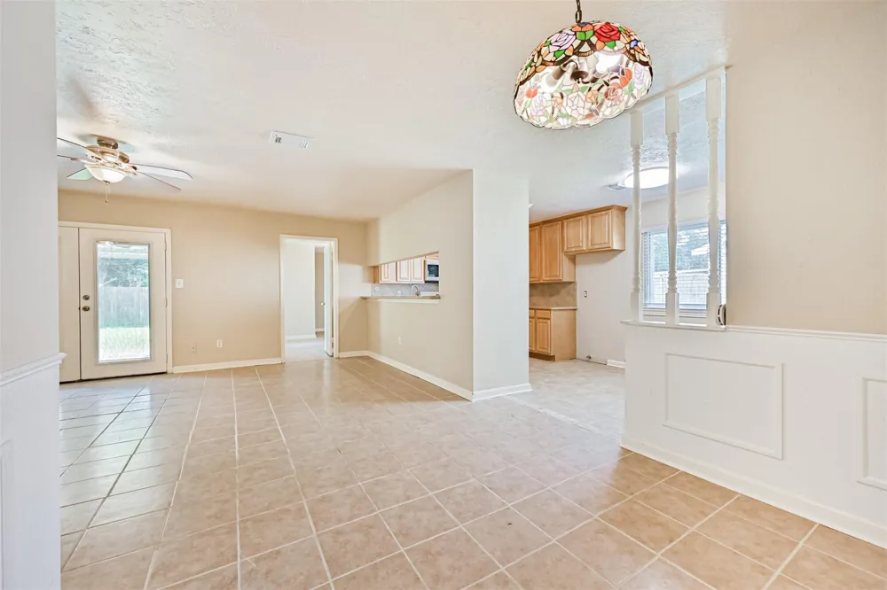 1113 Heron Drive Seabrook, TX 77586