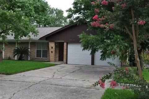 5519 Caversham Dr Drive