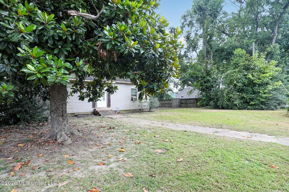 233 Hays Street Batesville, MS 38606