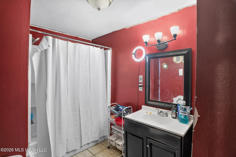 233 Hays Street Batesville, MS 38606