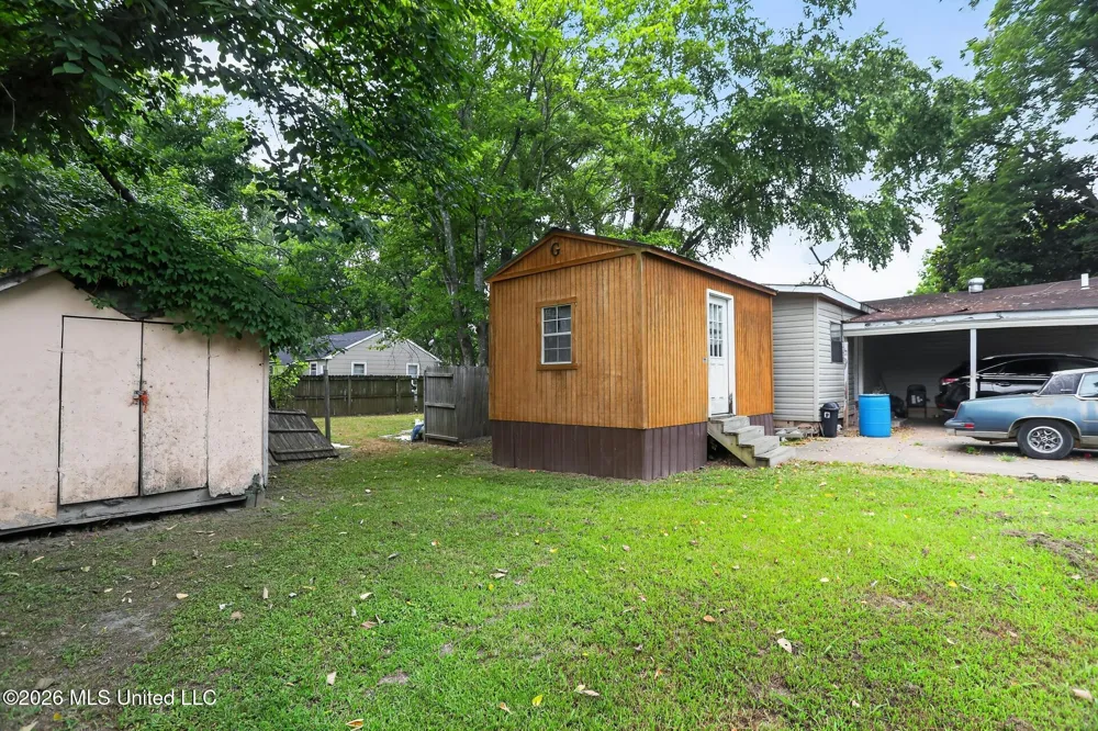 233 Hays Street Batesville, MS 38606