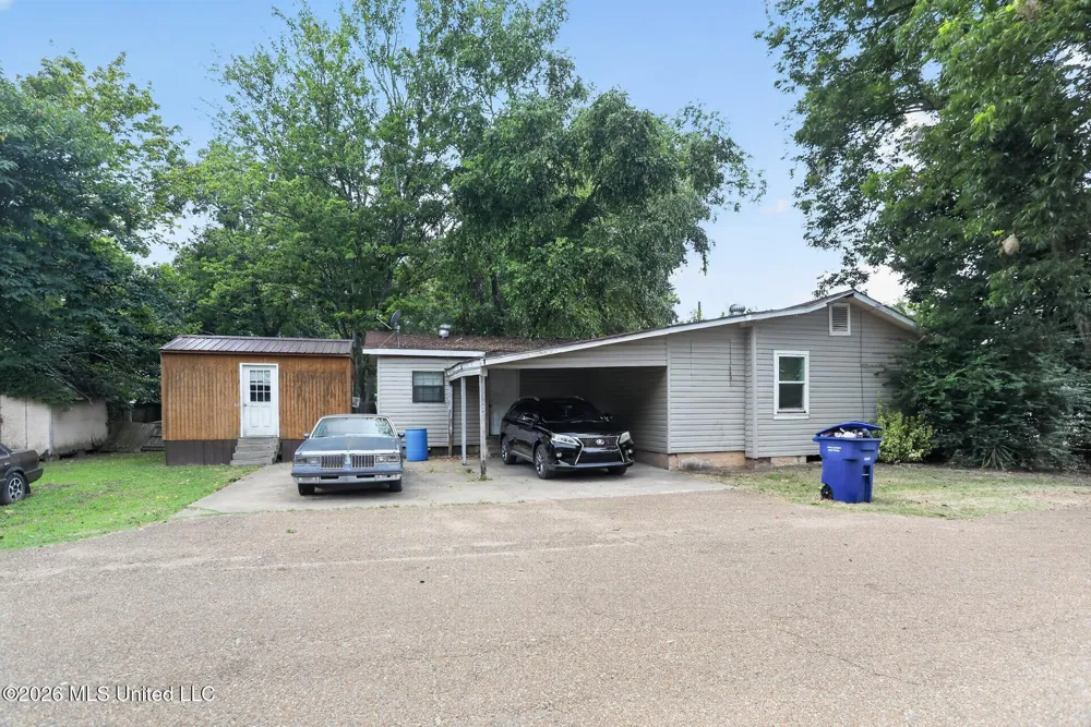233 Hays Street Batesville, MS 38606