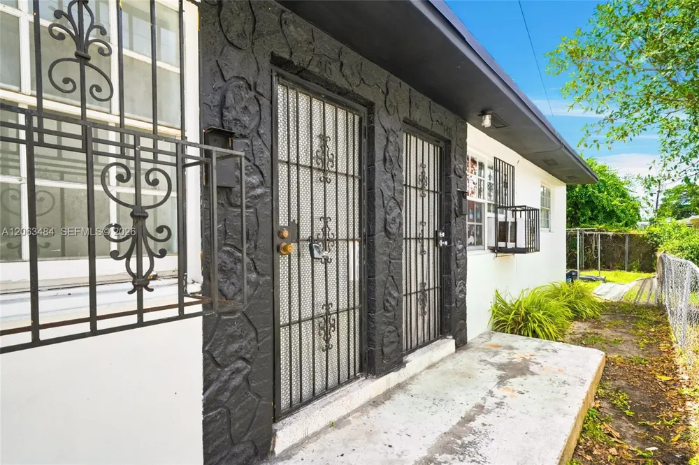 Address Not Shown Miami, FL 33142