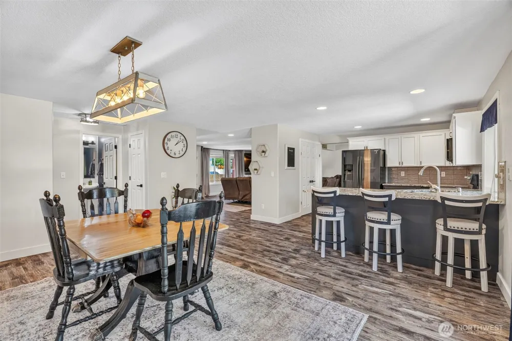 63 Chickadee Drive Kelso, WA 98626