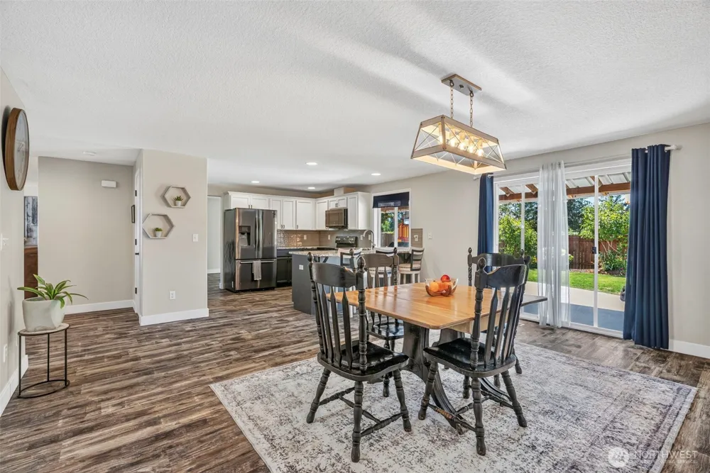 63 Chickadee Drive Kelso, WA 98626