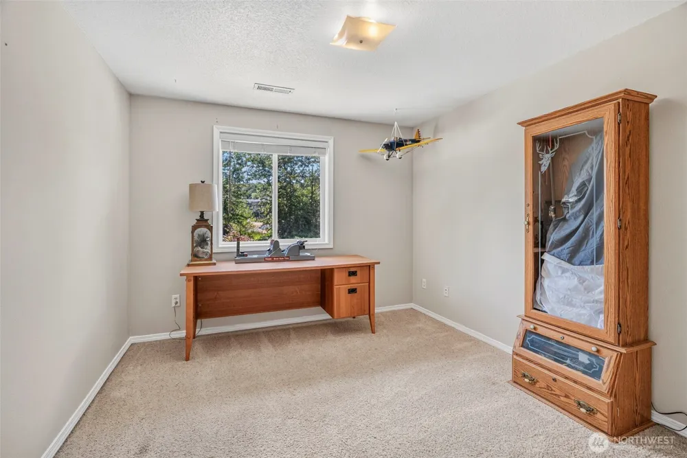 63 Chickadee Drive Kelso, WA 98626