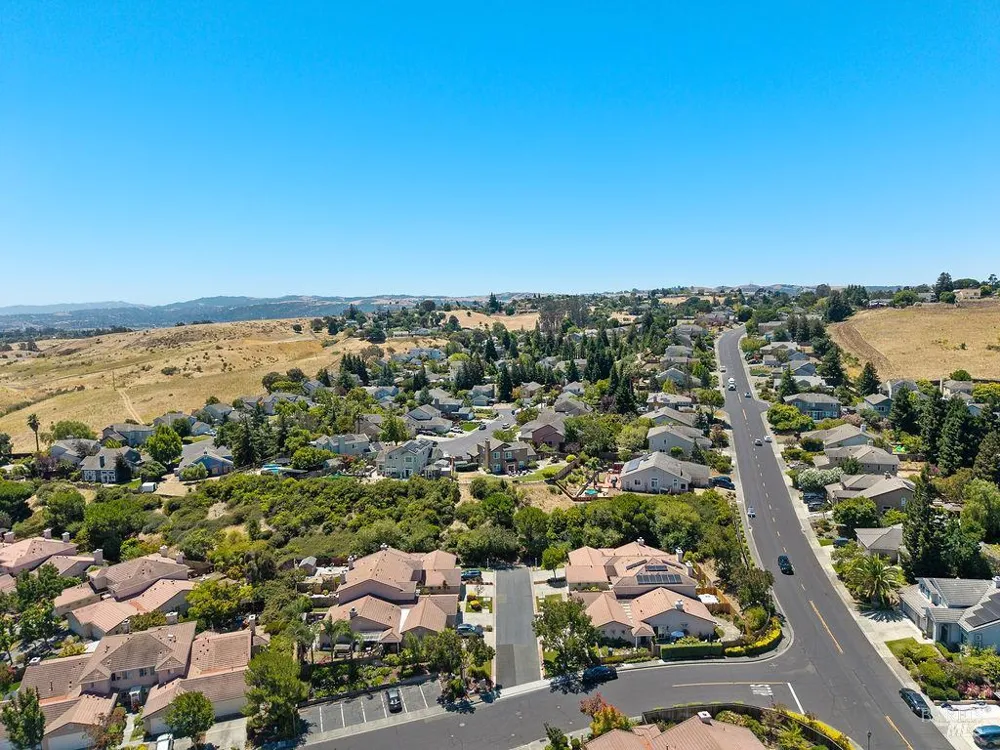 386 Columbia Circle Benicia, CA 94510