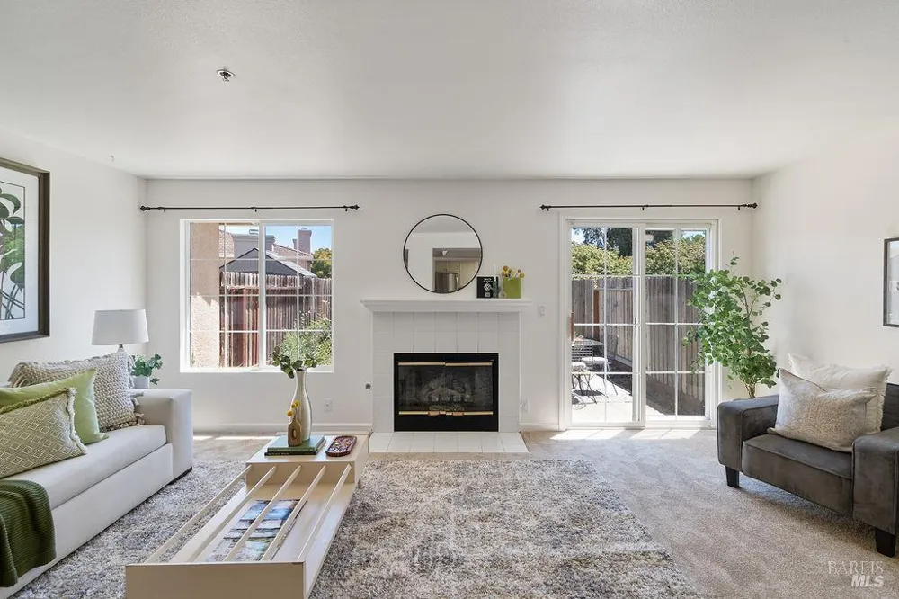 386 Columbia Circle Benicia, CA 94510