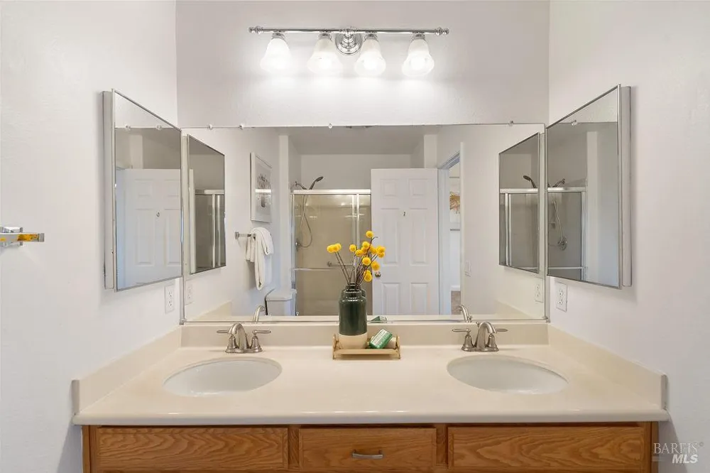 386 Columbia Circle Benicia, CA 94510