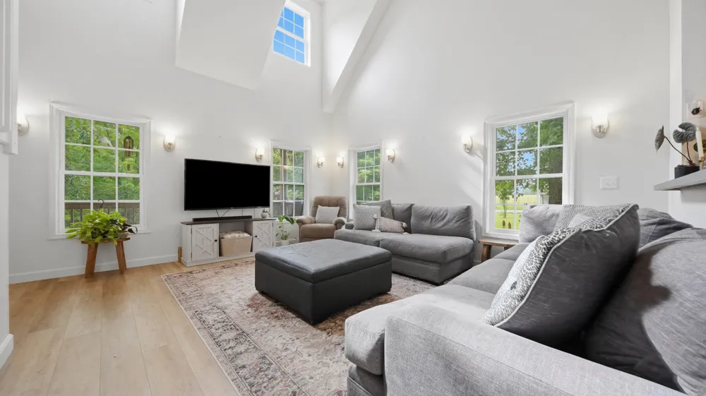 242 Robert Simmons Road Graysville, TN 37338