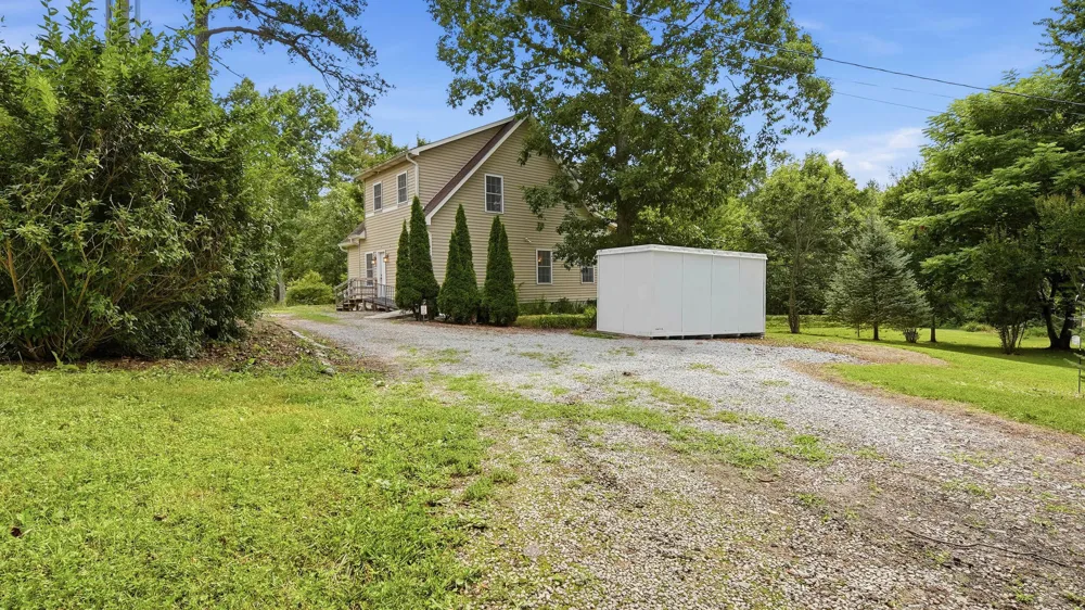 242 Robert Simmons Road Graysville, TN 37338