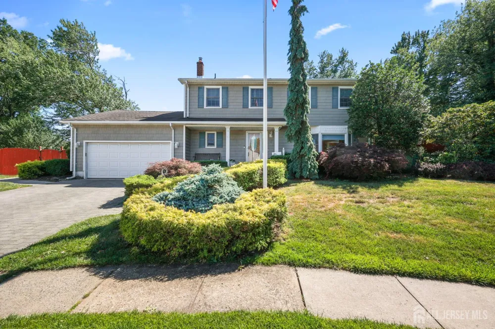 13 Tara Lin Drive Hazlet, NJ 07730