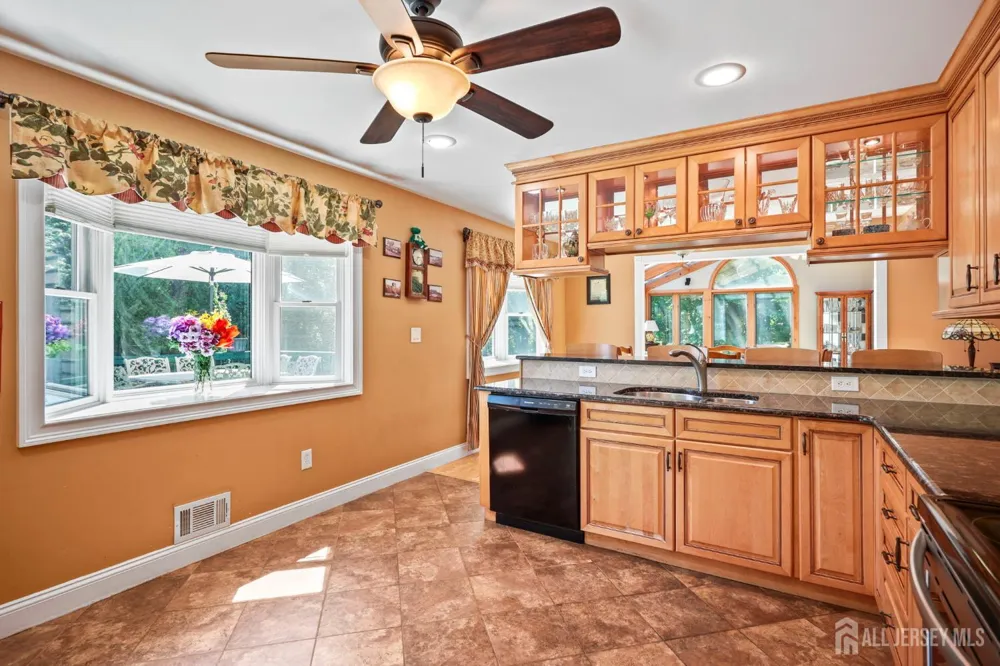 13 Tara Lin Drive Hazlet, NJ 07730