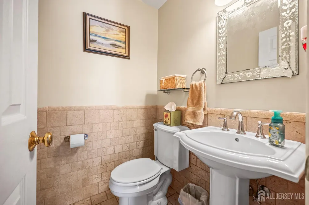 13 Tara Lin Drive Hazlet, NJ 07730
